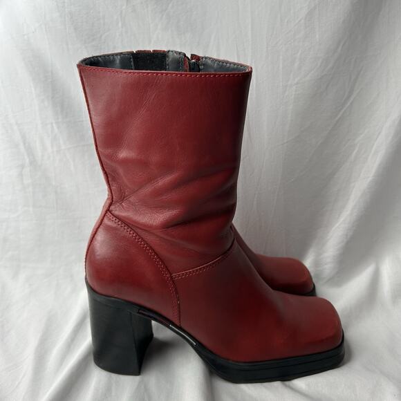 Vintage Y2K Tommy Hilfiger Cherry Red Leather Chunky Square Toe Boot Size 6.5 - Picture 3 of 6
